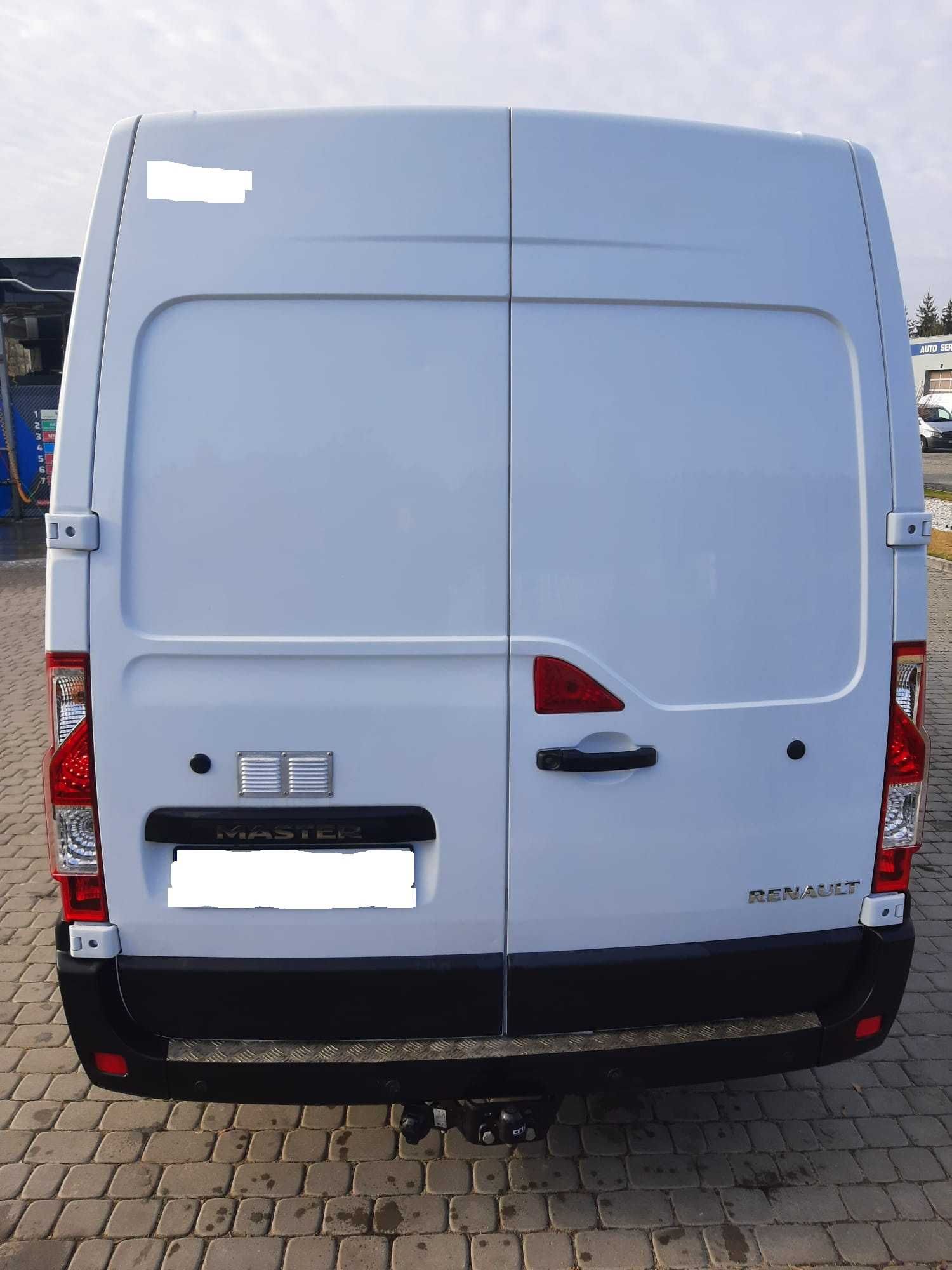 Wynajem Busa Renault Master L3H2