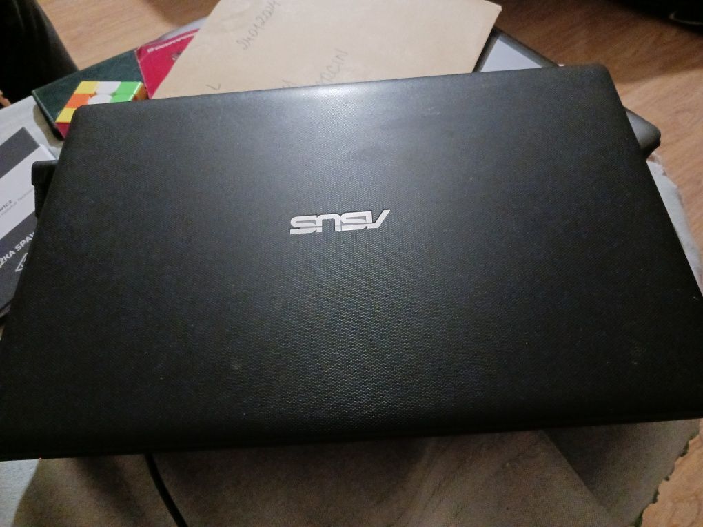 Laptop Asus Intel 4x2.2ghz