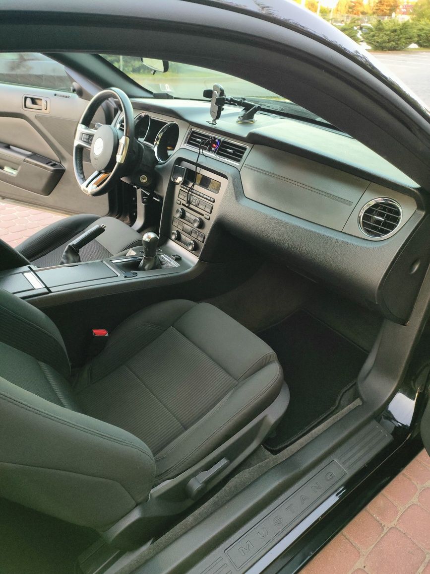 Ford Mustang V 2014r. 3.7 V6 manual