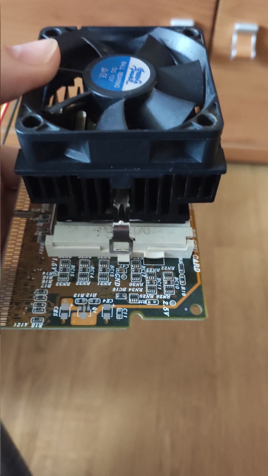 Procesor Intel Celeron 400 MHz + adapter Socket 1-Socket 370 PGA retro