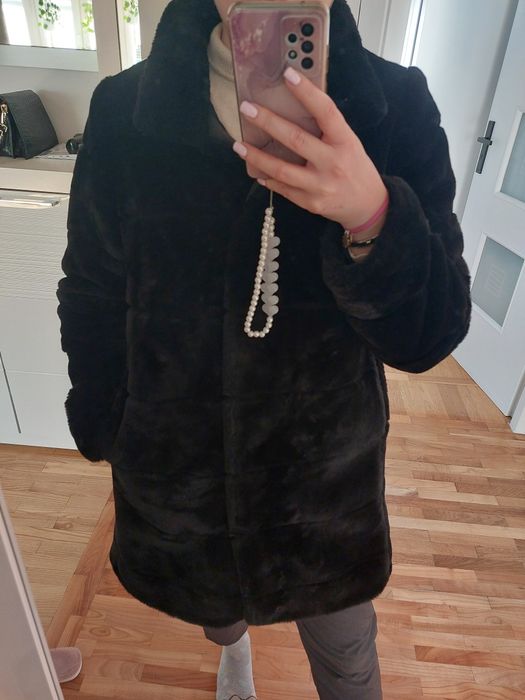 Sztuczne futro kurtka czarna
