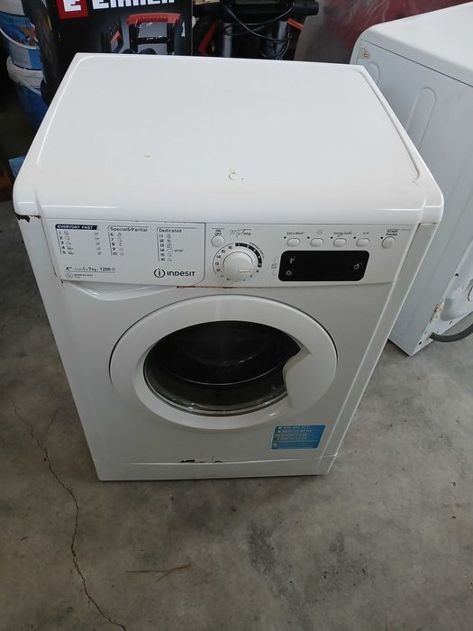 Vendo maquina roupa Indesit 7k a funcionar na perfeição