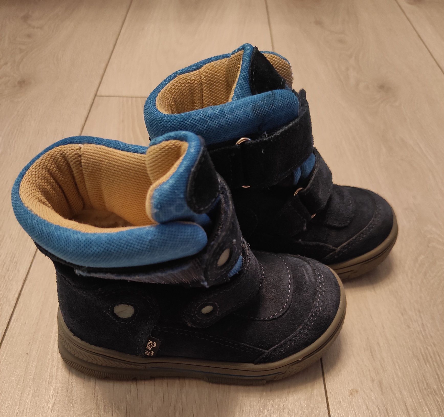 Chłopięce buty zimowe/śniegowce firmy Ren But rozmiar 23