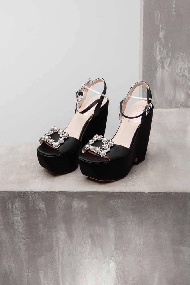 Босоніжки tom ford christian louboutin dolce&gabbana