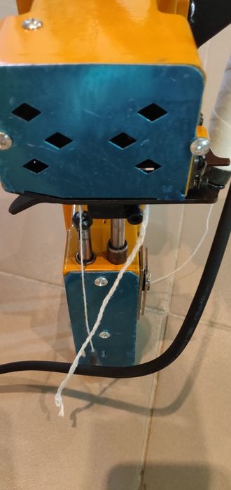 Мішкозашивна машина