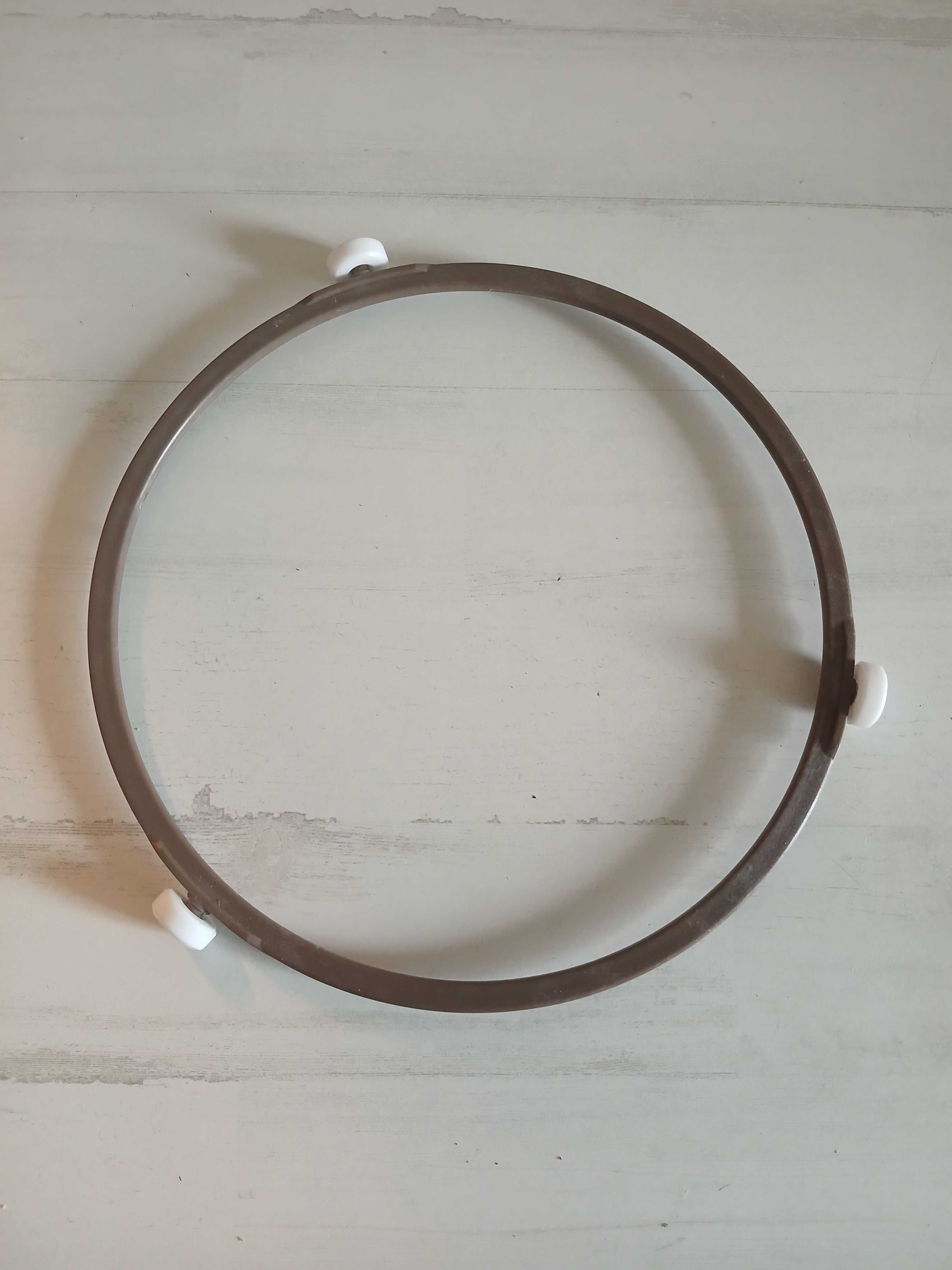 Pratos e Bases para Micro-Ondas Microondas