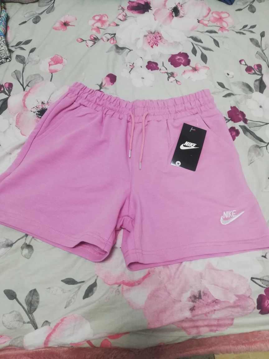 Nows spodenki Nike rozmiar M