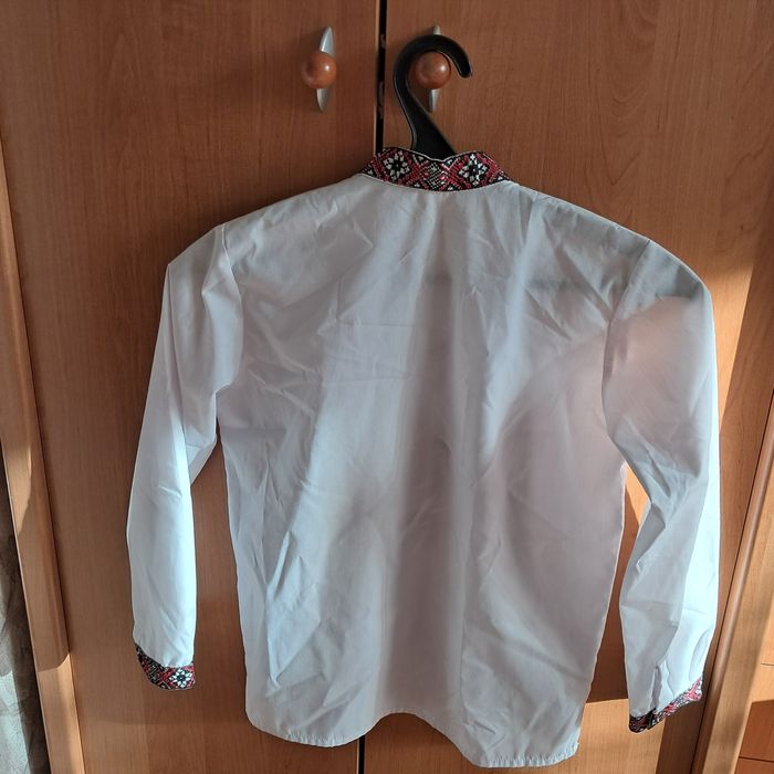 Продам вишиванку