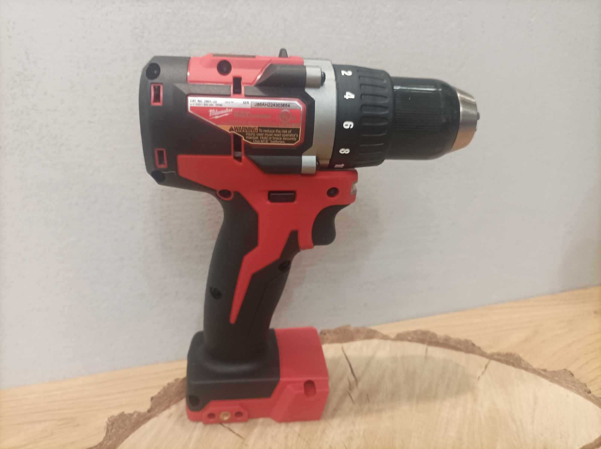 Kompaktowa bez szczotkowa wiertarko-wkrętarka MILWAUKEE® M18™ 1/2