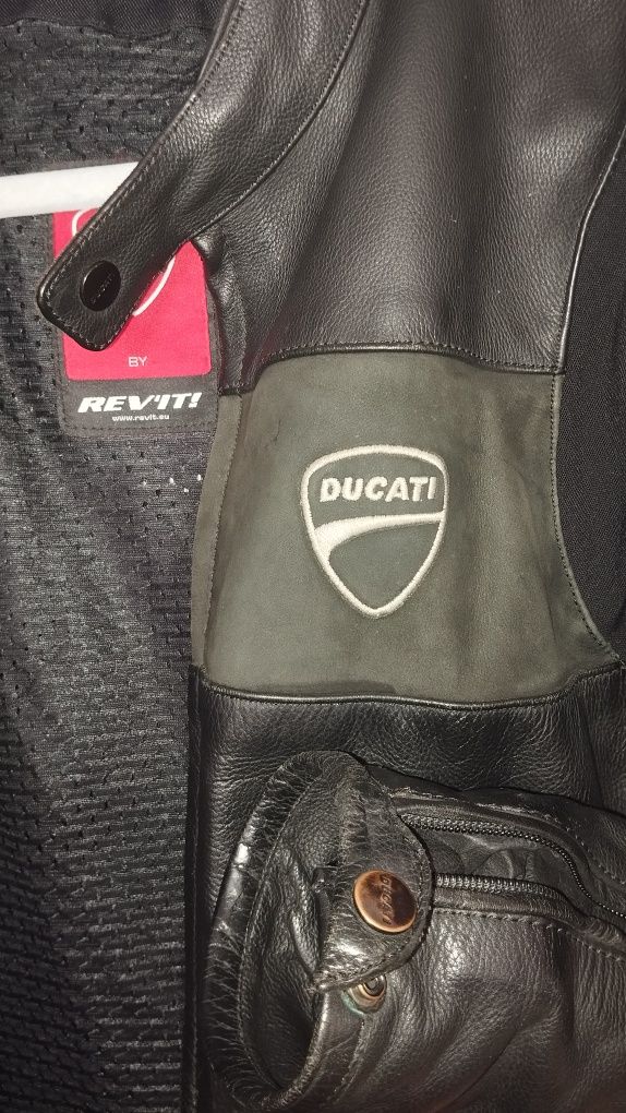 Jaqueta de couro Ducati