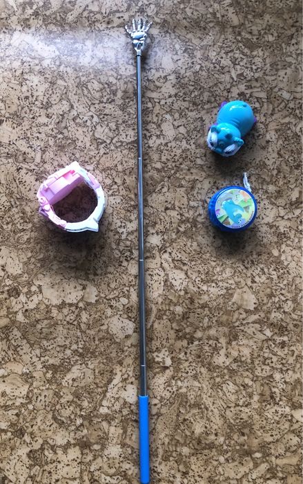 Дитячі іграшки(пікмі паличка, годинник-трансформер, йо-йо)