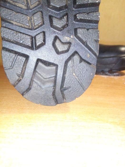 Рабочие ботинки, кожа.