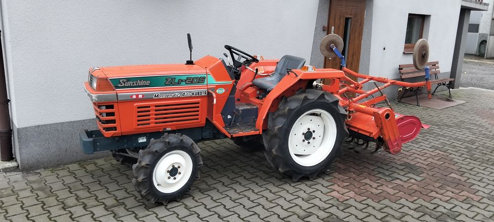 Traktor 4x4 20km Kubota rewers  traktorek tur ciagnik