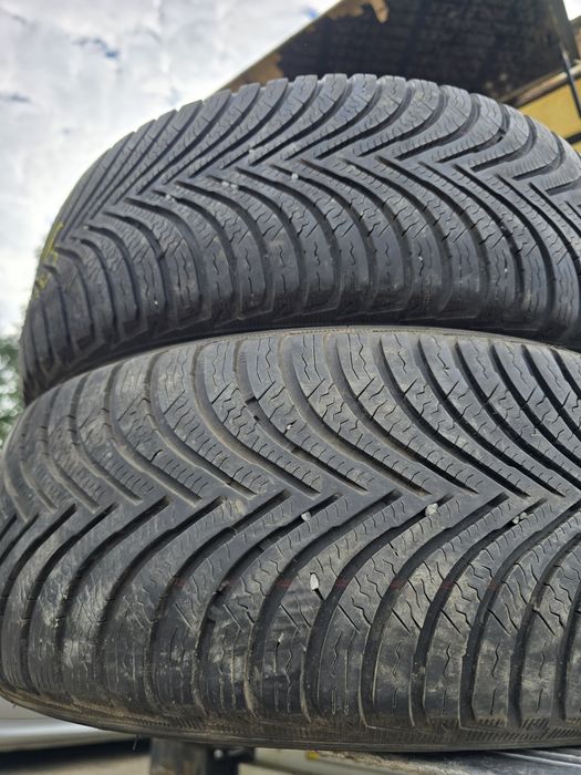 205/55R16 Michelin Alpin 5