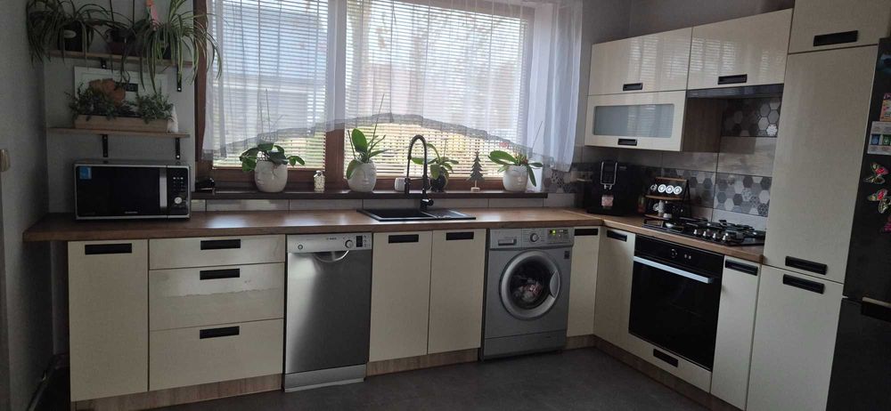 Meble kuchenne+ pralka