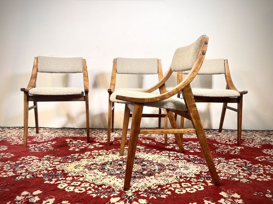Krzesła PRL E. Kulm „skoczek” lata 60. Gościńska FM buk mat vintage