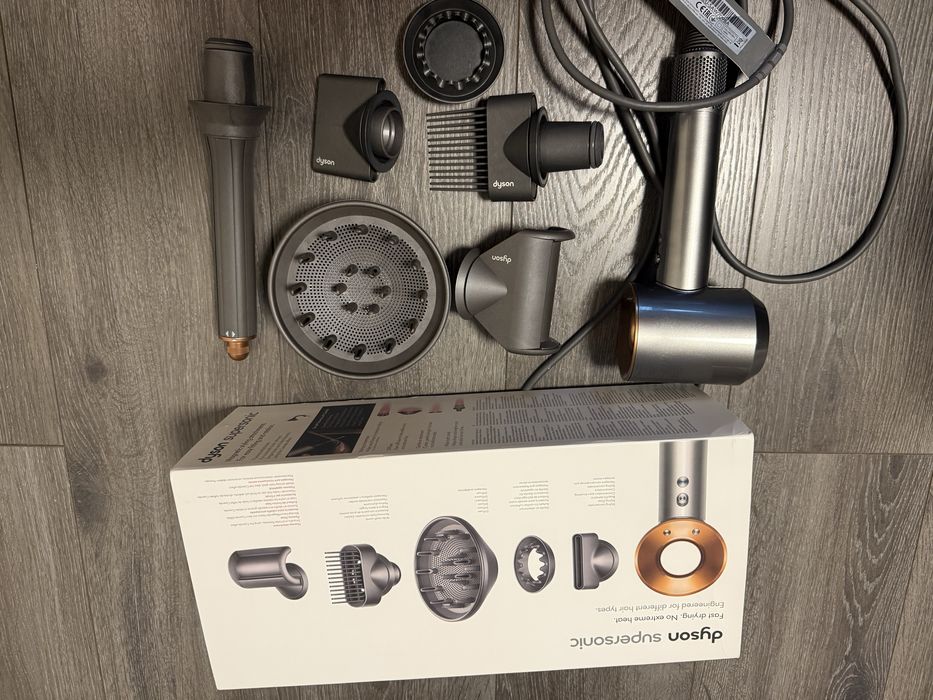 Dyson supersonic дайсон фен диффузор укладка выпрямление Коанда локоны