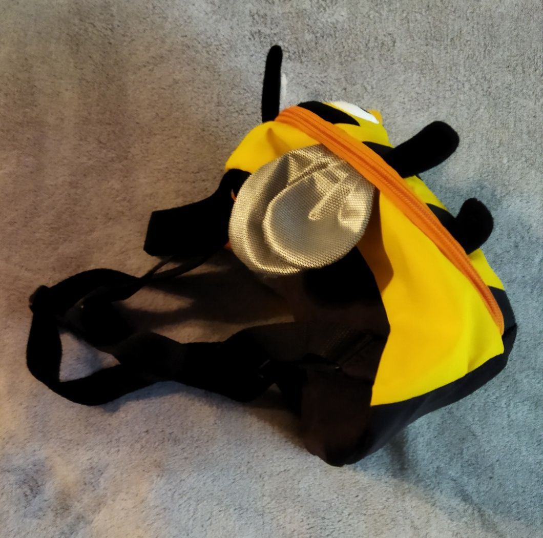 Plecak Sammies - model 25 cm - pszczółka, nowy
