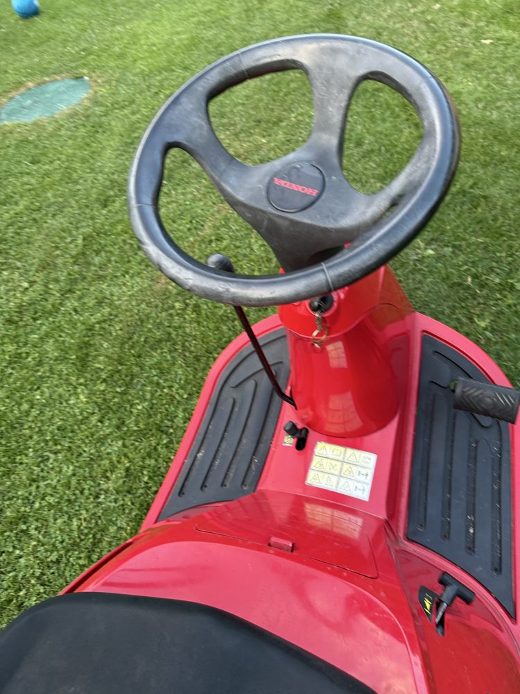 Traktorek honda 1211