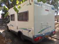 Autocaravana cama sempre feita francesa