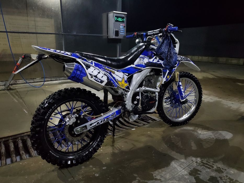 Мотоцикл HORNET DAKAR PRO 250 на доках . Торг присутній