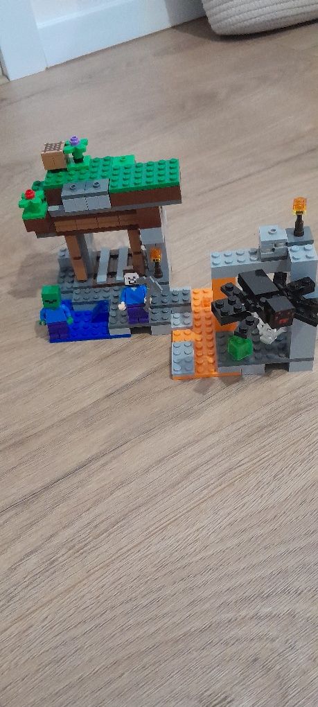Lego Minecraft 21166