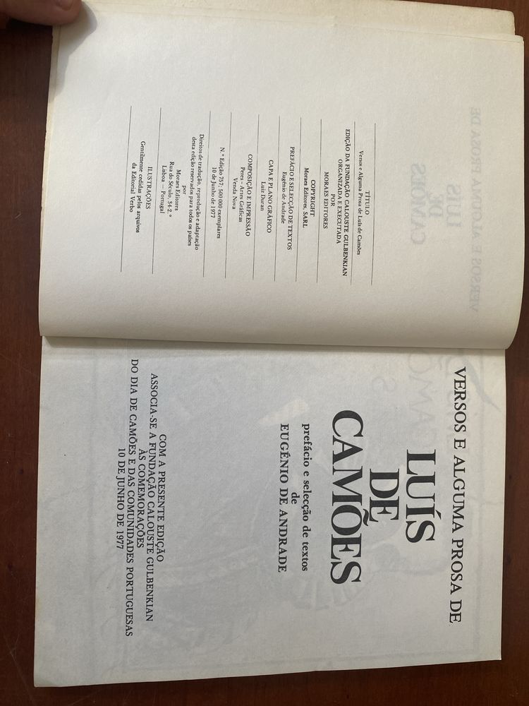 Livro Versos e Alguma Prosa de Luís de Camões
