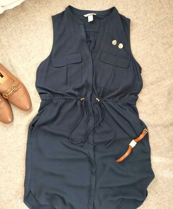 Granatowa sukienka szmizjerka koszulowa na guziki z kieszeniami