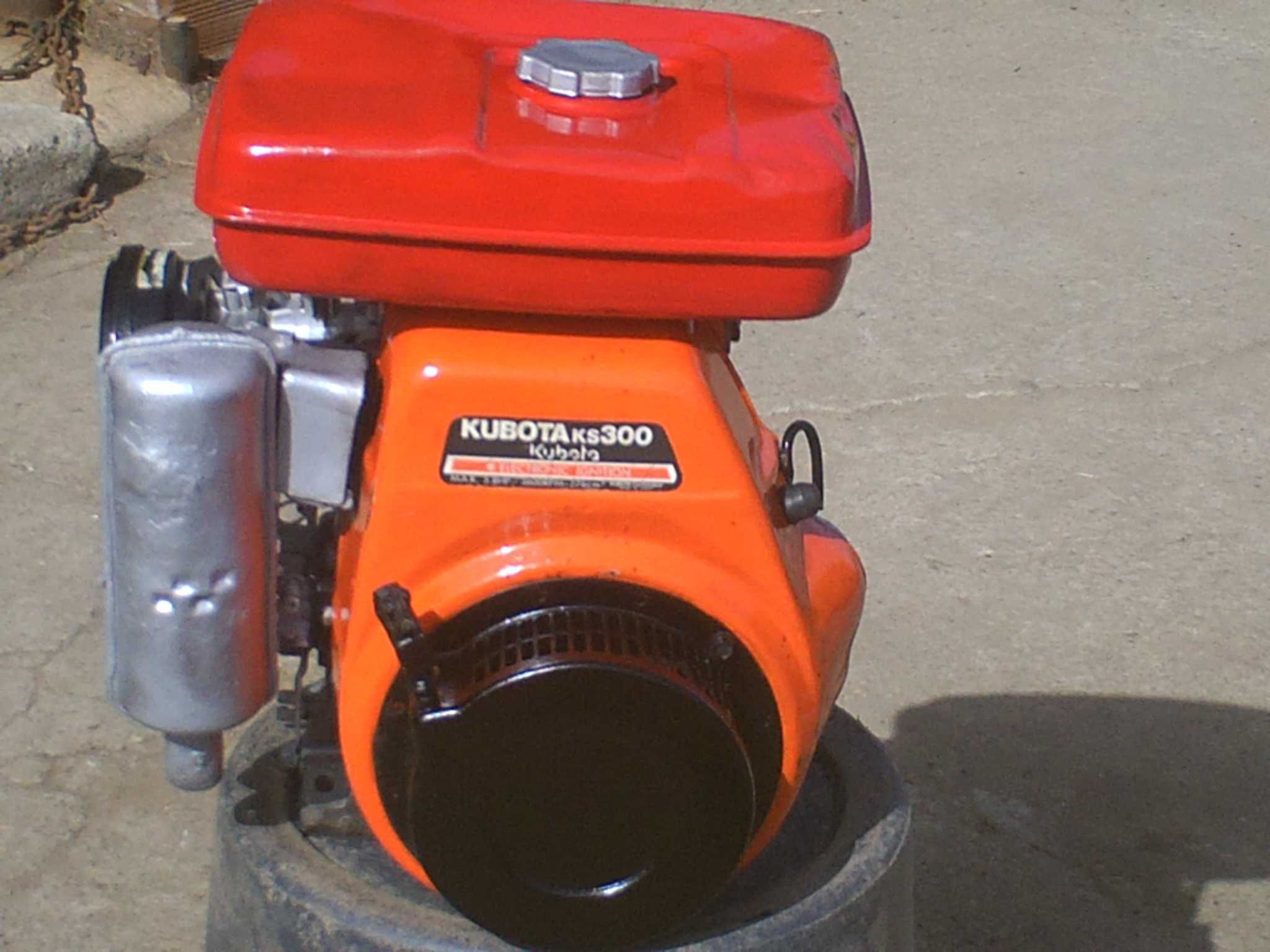 motor KUBOTA KS 300 a gasolina