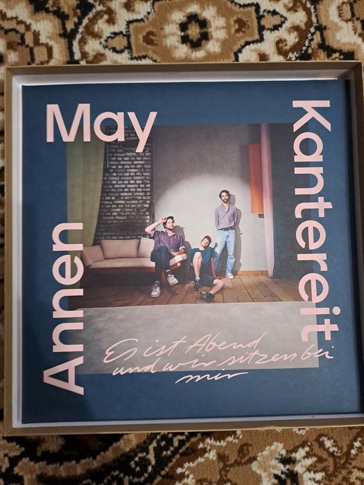 AnnenMayKantereit - "Es ist Abend und wir sitzen bei mir"