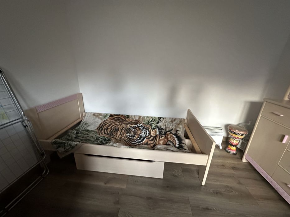 zestaw mebli mlodziezowych