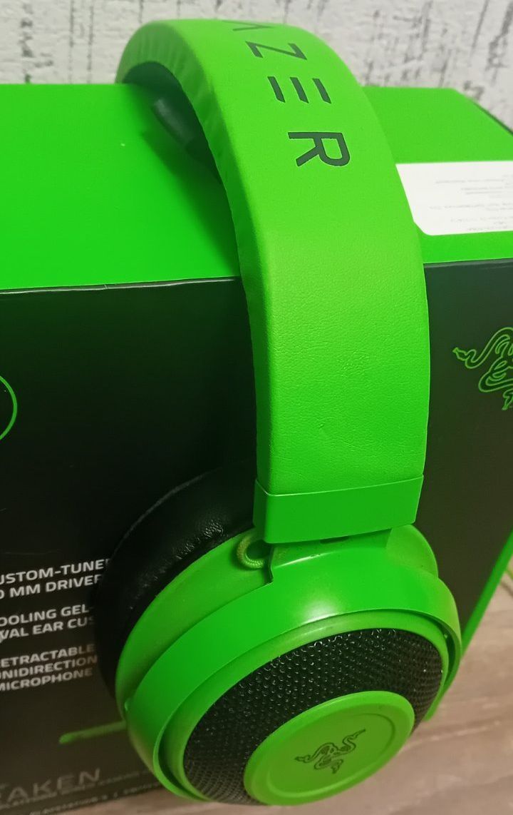 Геймерские наушники Razer Kraken Green