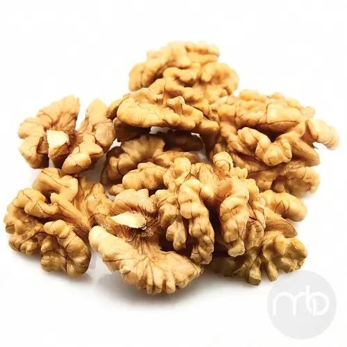 Грецький горіх метелик