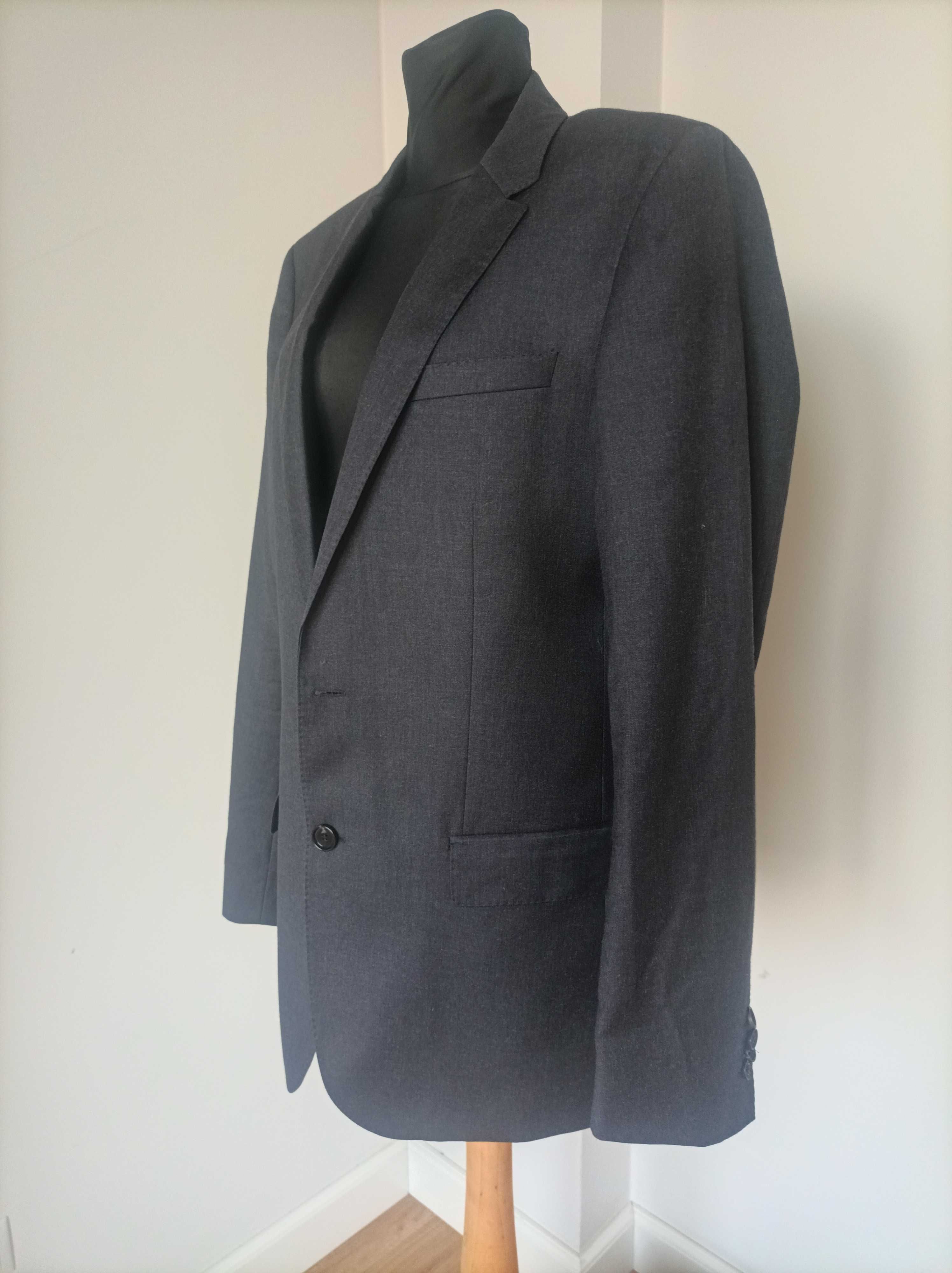 Męska marynarka marki Hugo Boss / rozmiar L / kolor granat