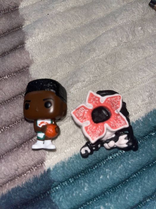 Обміняю Лукаса та демогордана