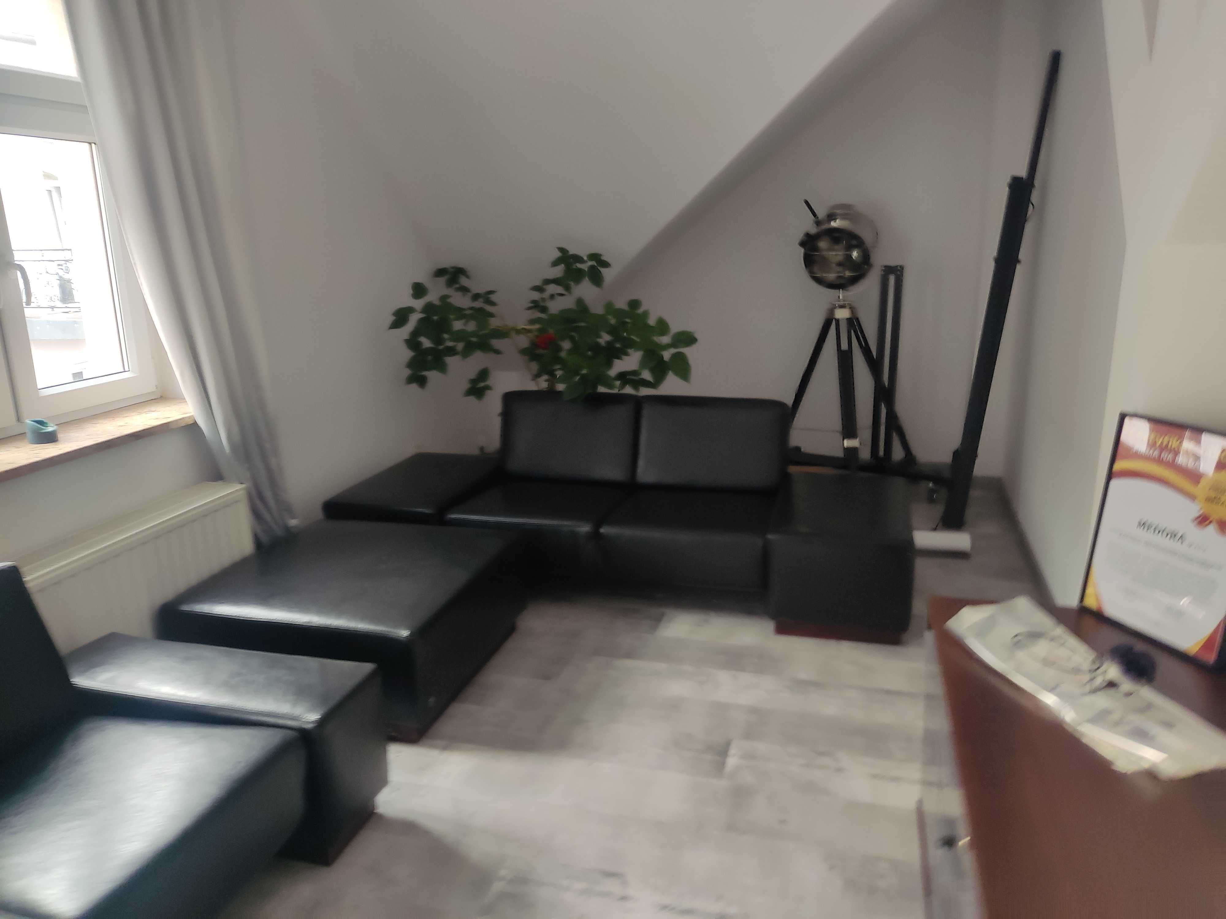 Komplet ze skory naturalnej, czarny, firmy Livingroom.