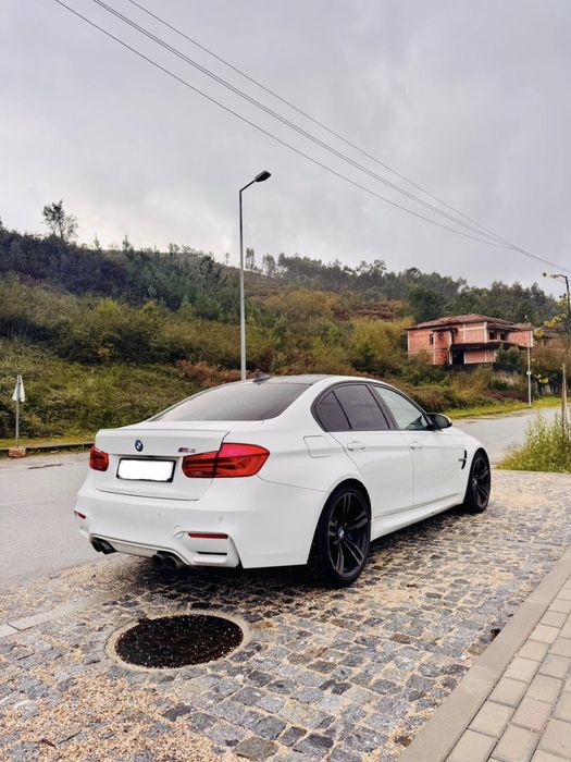 EXCELENTE BMW M3 2016