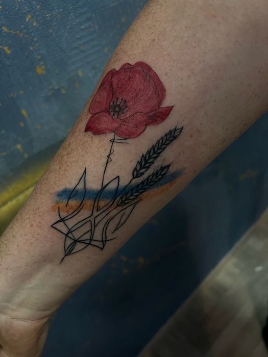 Тату майстер Вікторія