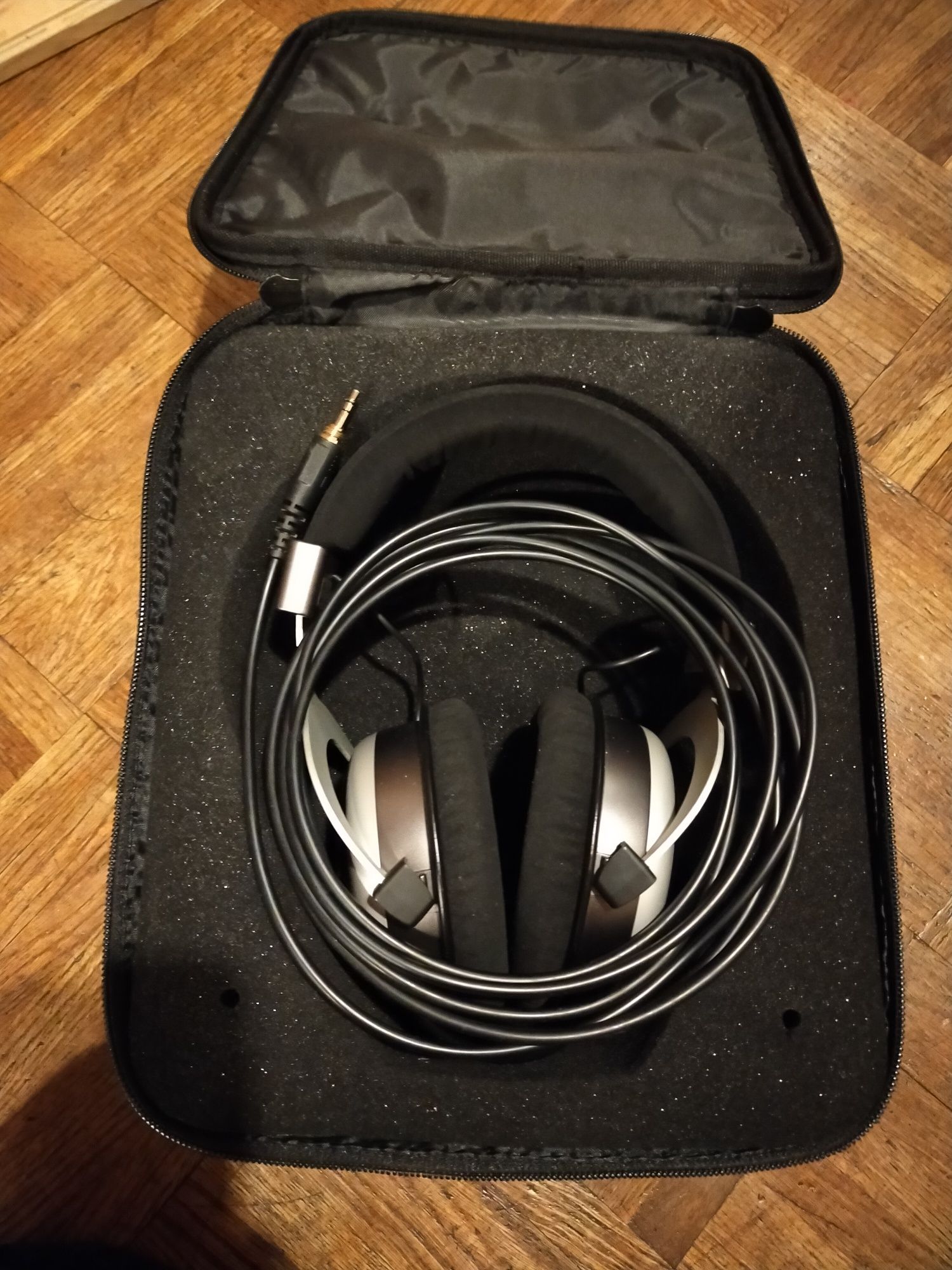 Beyerdynamic T70, jak nowe, W-wa