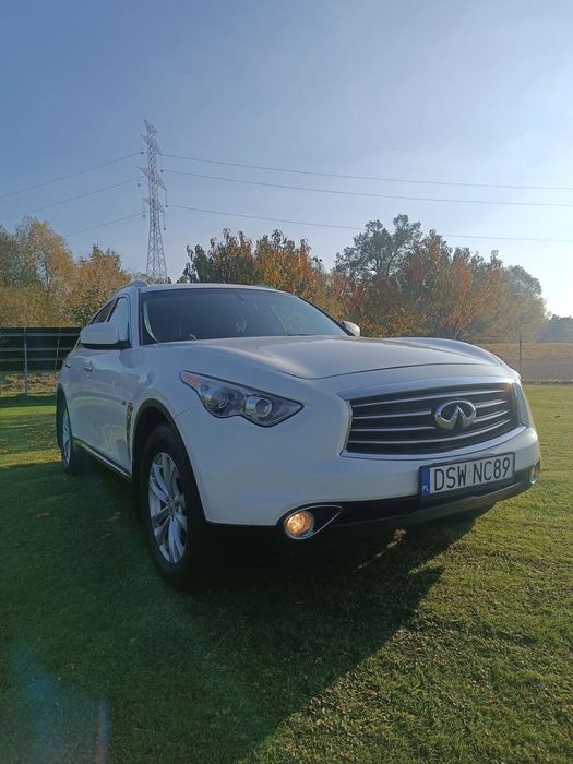 Infiniti Q70 QX70 Sper stan