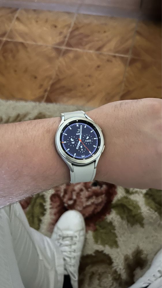 Samsung Galaxy Watch4 Classic