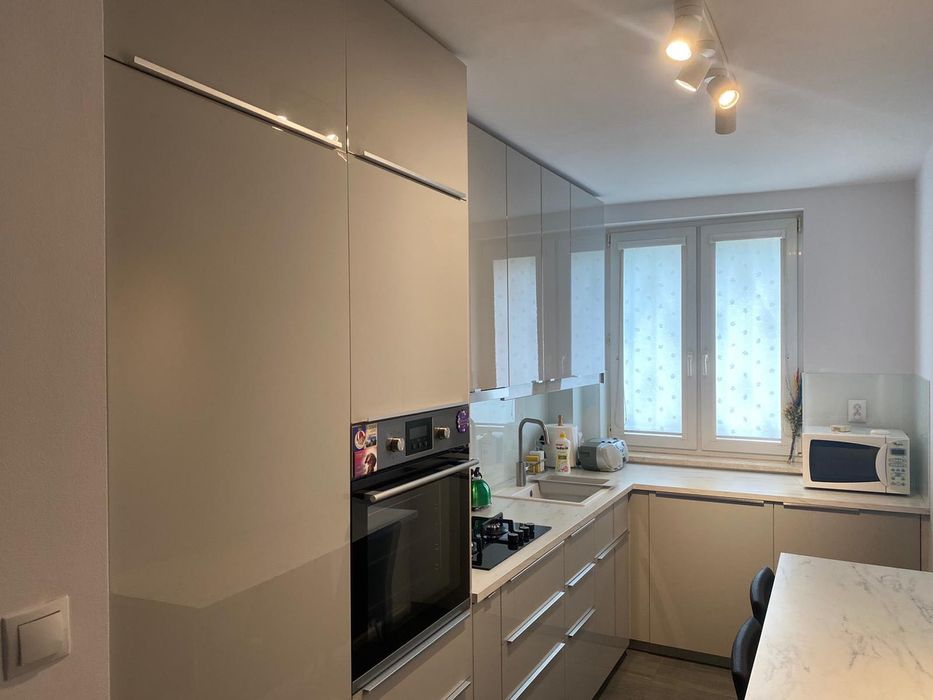 Umeblowane 2-pokojowe mieszkanie na Chomiczówce do wynajęcia od 01.26