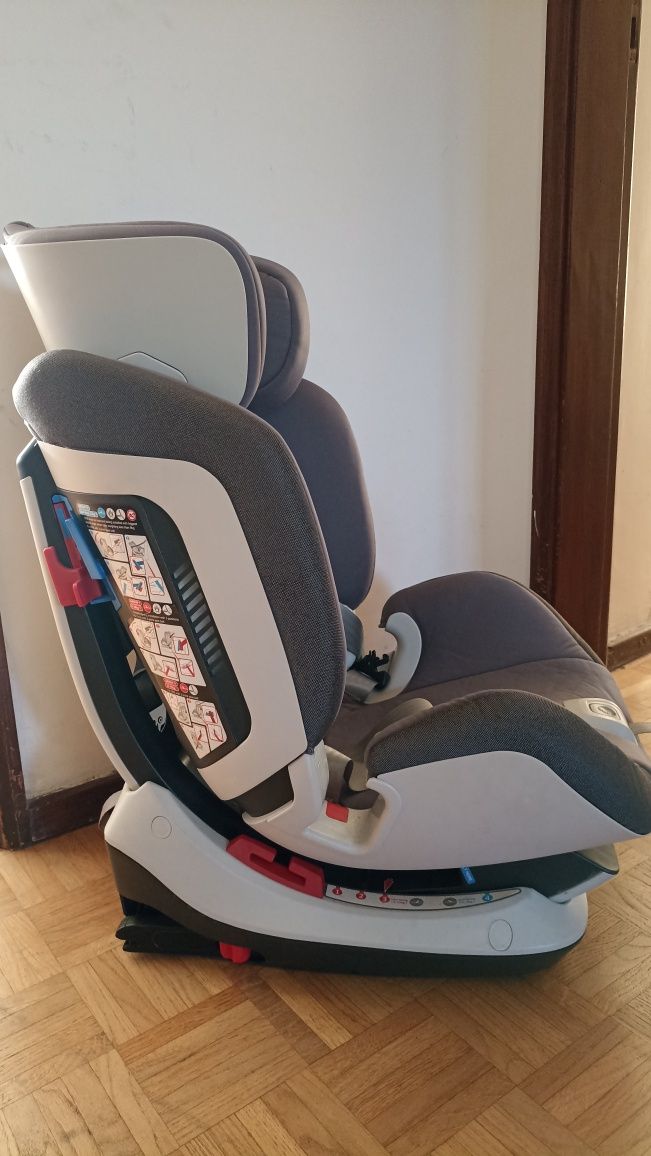 Cadeira auto Chicco ( com Isofix)