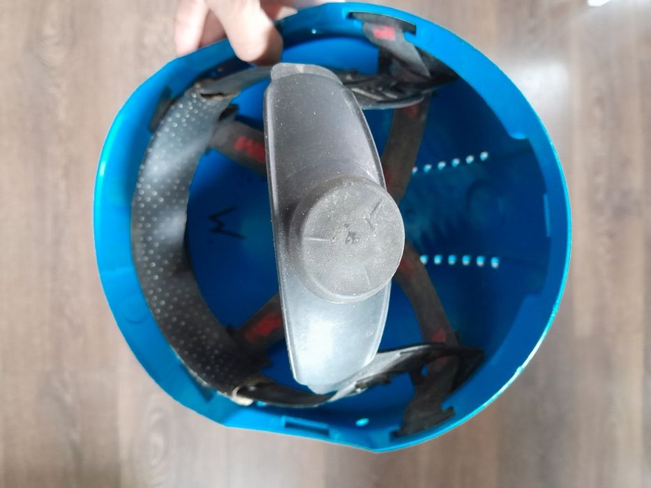 Каска захисна ЗМ.