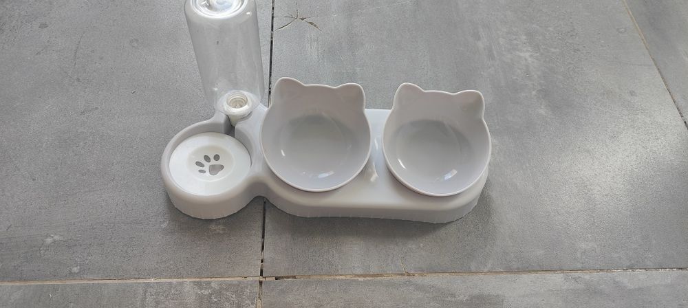 Comedouro gato cinza