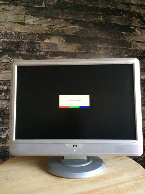 Monitor HP de 22pol