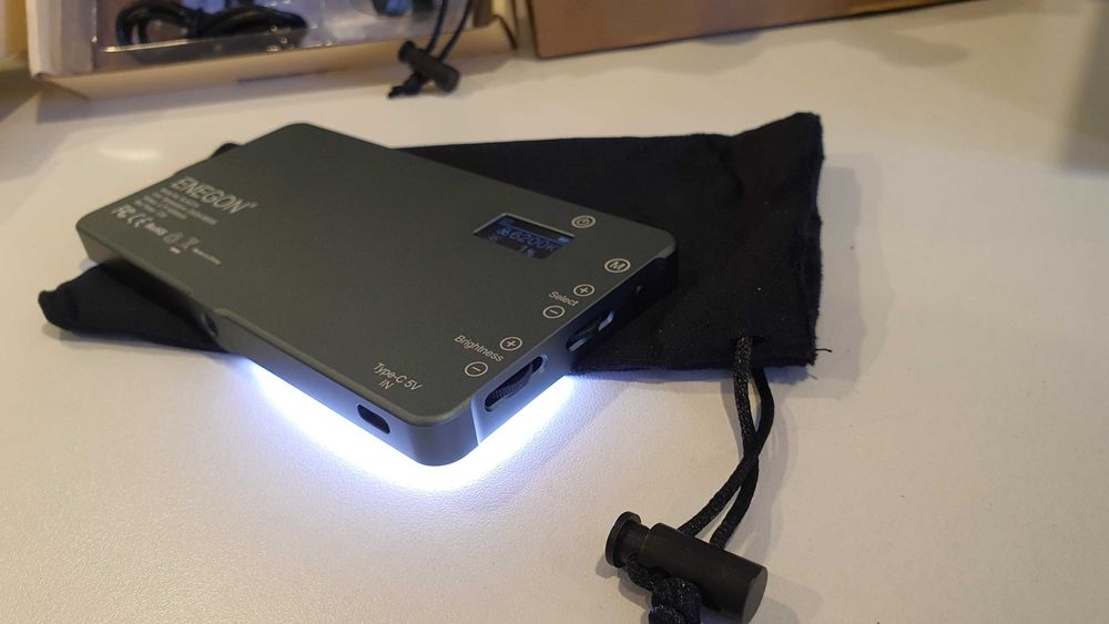 Luz estúdio LED  +  Tripé 190cm + Braço Articulado (NOVOS)