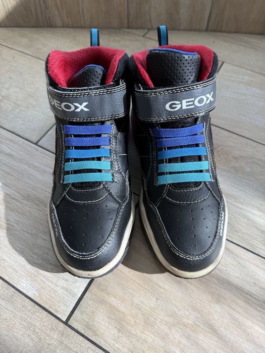 Снікерси Geox дихаючі