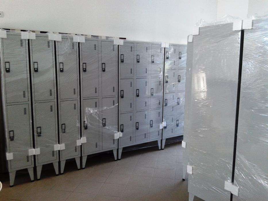 Cacifos e Vestiários Metálicos de 1 a 15 portas