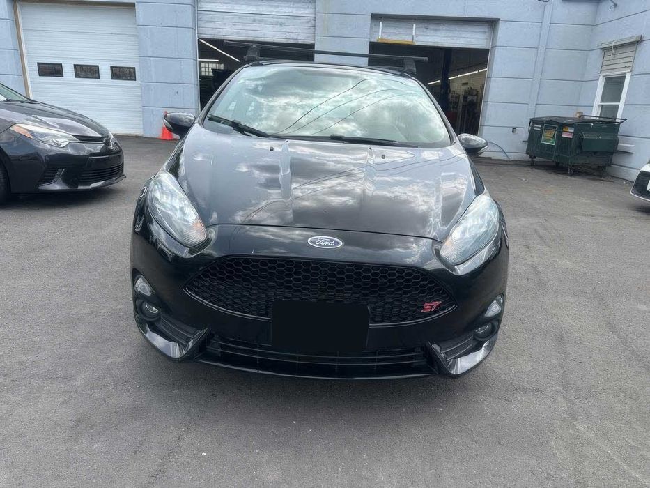 Ford Fiesta ST      2019